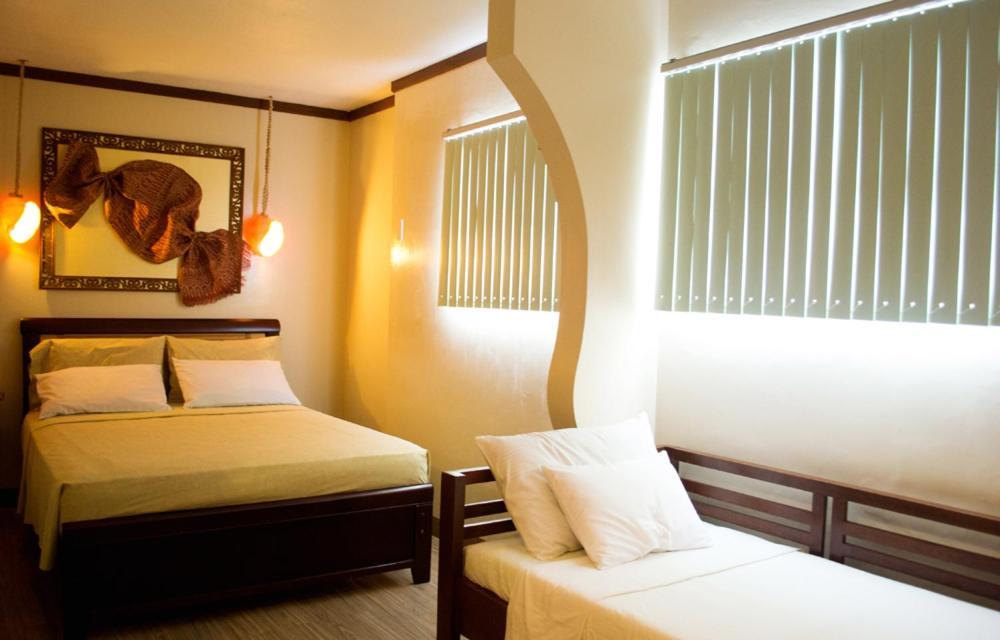 Bahay Ni Tuding - House Of Tuding Hotel Davao Room photo